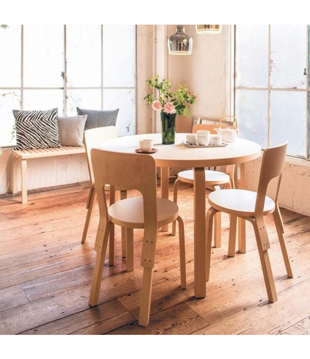 Artek  Artek Aalto Table 90B rond berken