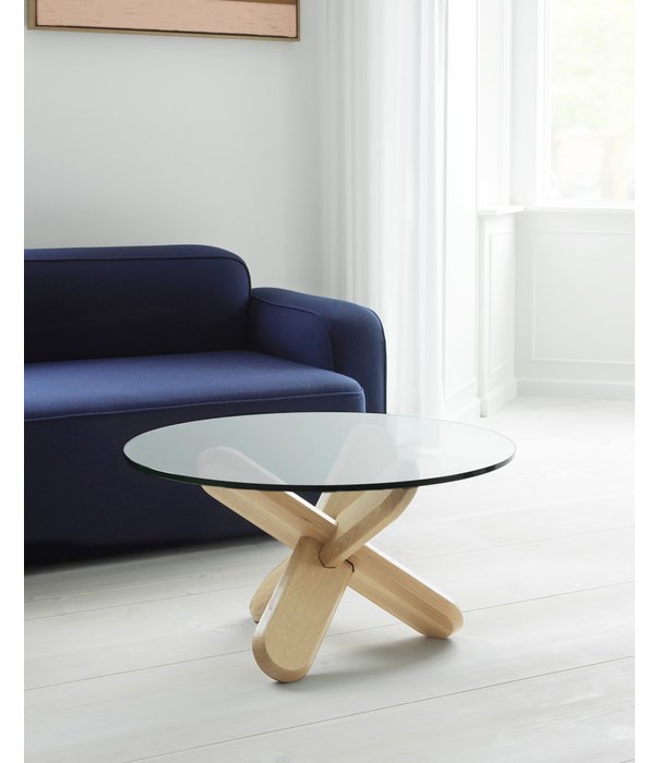 Normann Copenhagen  Normann Copenhagen -Ding coffee table lacquered oak - glass