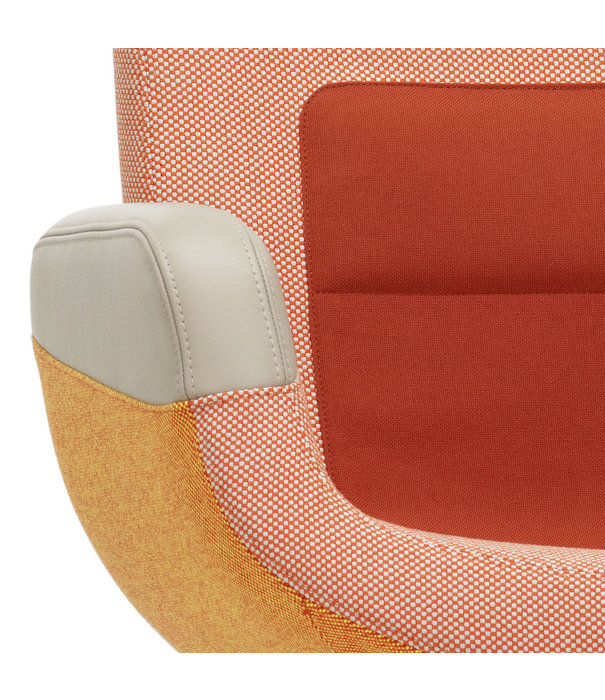 Vitra  Vitra  East River Armchair, oak base