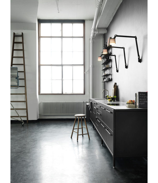 Vipp  522 Wall Lamp regular black