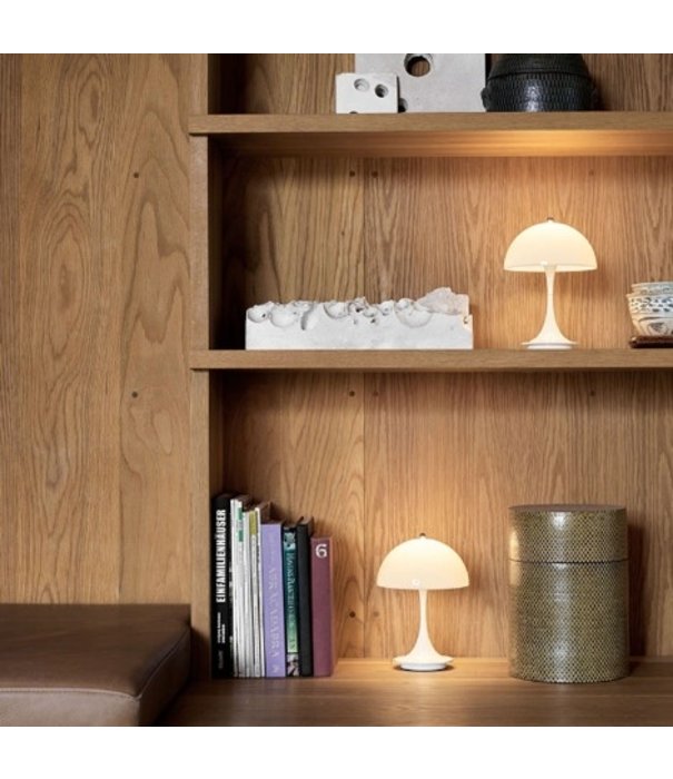 Louis Poulsen  Louis Poulsen - Panthella 160 Portable wit opaal acryl