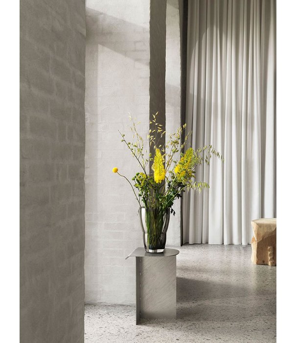 Vipp  Vipp - 248 Vase smoked grey