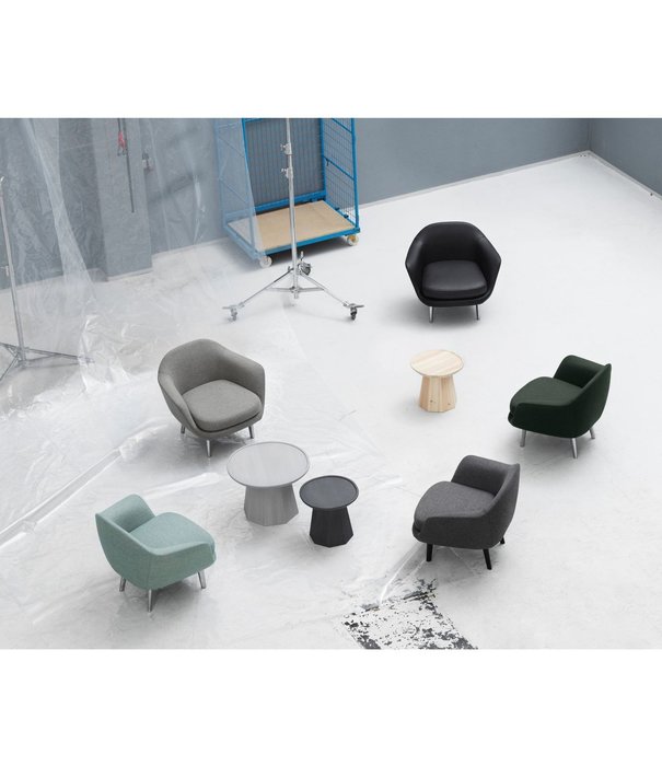 Normann Copenhagen  Normann Copenhagen -Pine coffee table Ø65.