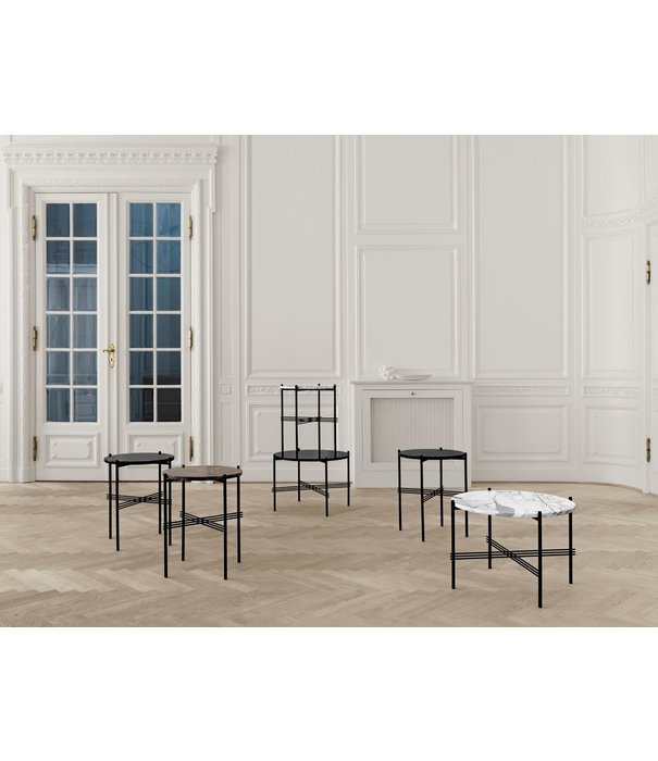 Gubi  Gubi - TS bijzettafel rond marmer, messing voet
