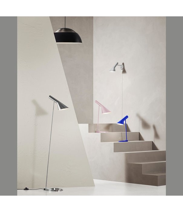 Louis Poulsen  Louis Poulsen - AJ vloerlamp gepolijst RVS