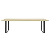 70/70 eettafel massief eiken 255 cm.