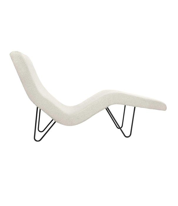 Gubi  GMG Lounge Chair Karakorum 01cream, black base