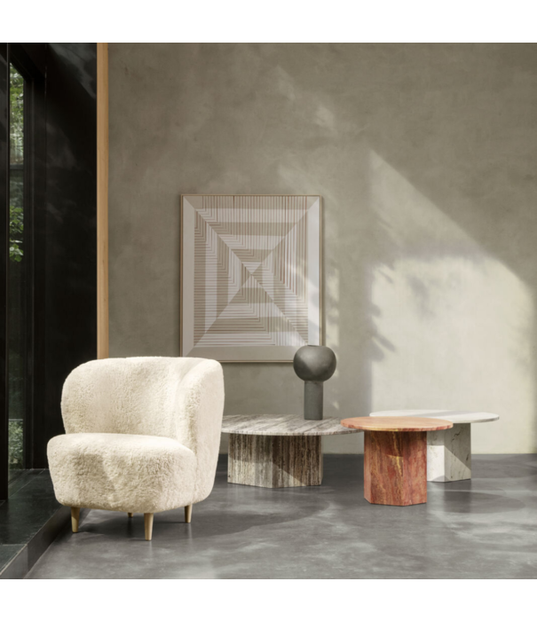 Gubi  Stay lounge stoel small - basis houten poten