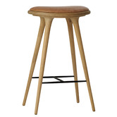 Mater Design - High Stool barkruk gezeept eiken - naturel leer 74 cm.