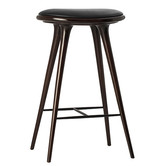 Mater Design - High Stool barkruk donker beuken - zwart leer 74 cm.