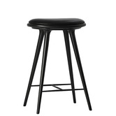 High Stool barkruk zwart beuken - zwart leer 69 cm.