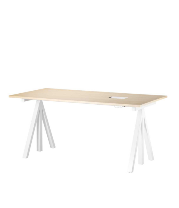 String  String - Work desk 160 cm. - height adjustable