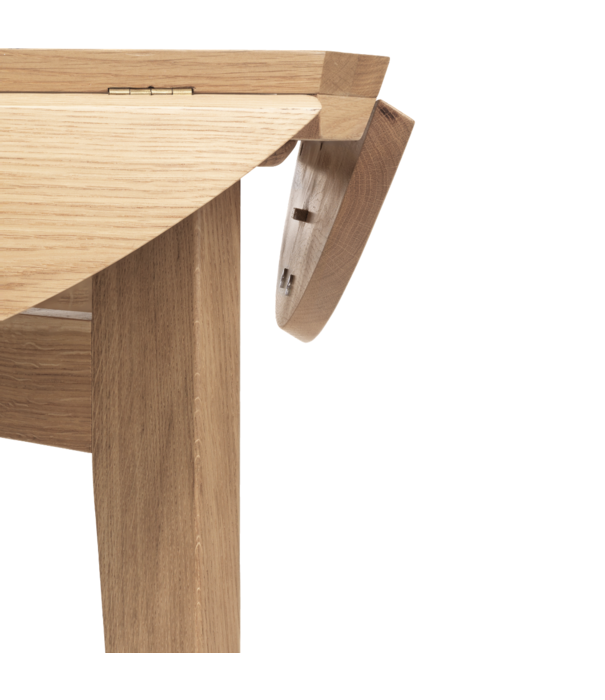 Gubi  Gubi - B -table dining table oak - extendable top