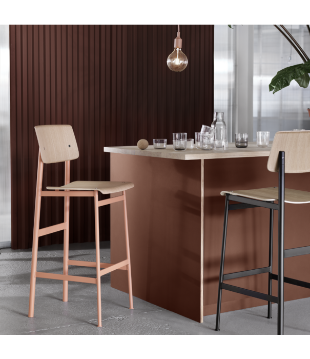 Muuto  Muuto - Loft bar stool - stained dark brown/black