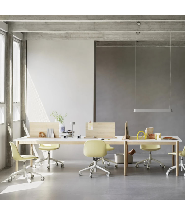 Muuto  Linear Pendant Lamp