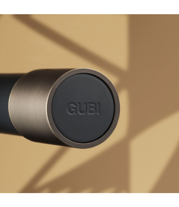 Gubi  Gubi - Kaarsenhouder Space Copenhagen