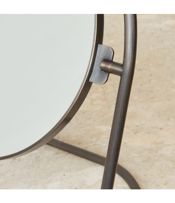 Audo Audo Copenhagen Nimbus table mirror