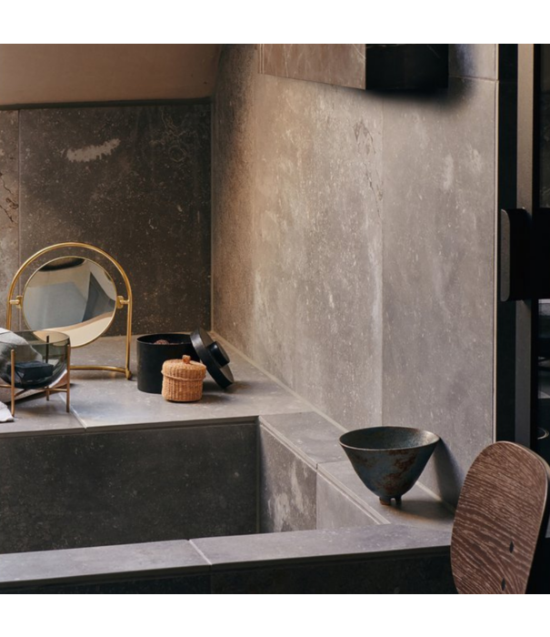 Audo Nimbus table mirror