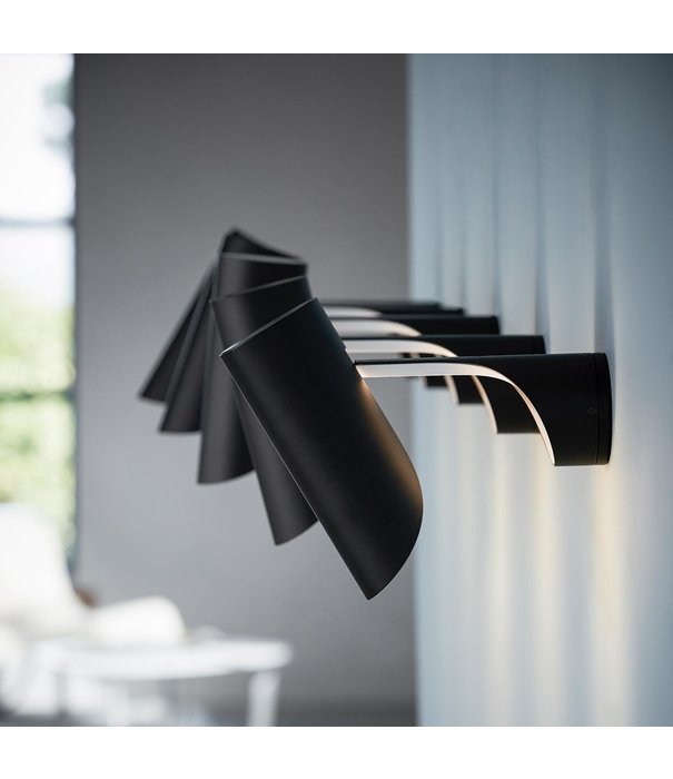 Le klint  Le Klint: Mutatio wall lamp