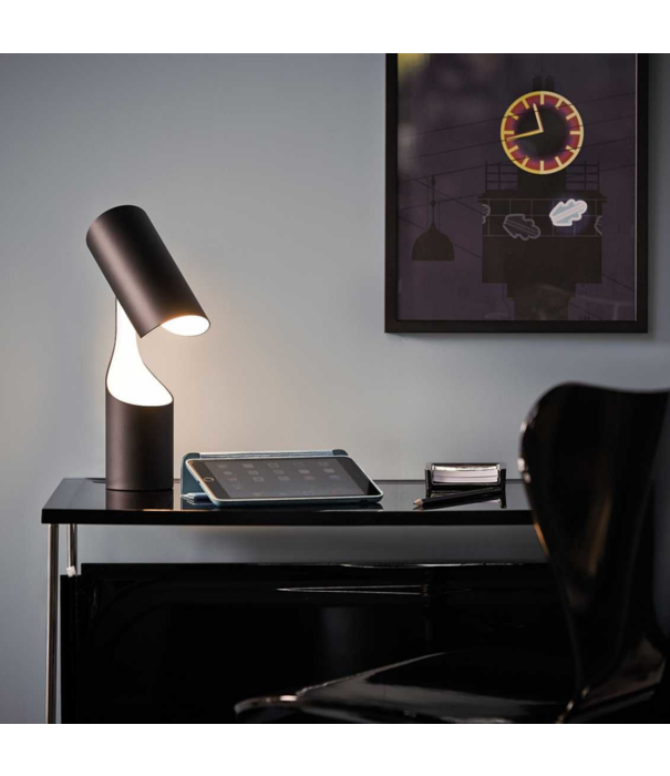 Le klint  Le Klint: Mutatio table lamp