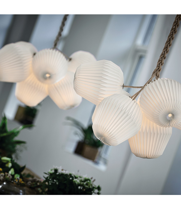 Le klint  Model 130 Bouquet 5 Chandelier, linnen snoer