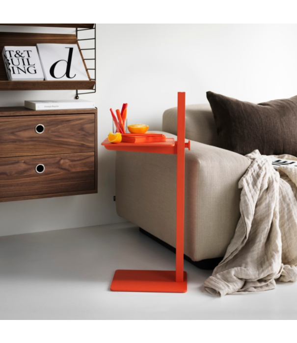 String  String -  Museum side table orange