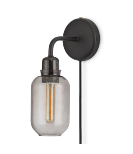 Normann Copenhagen -Amp wandlamp