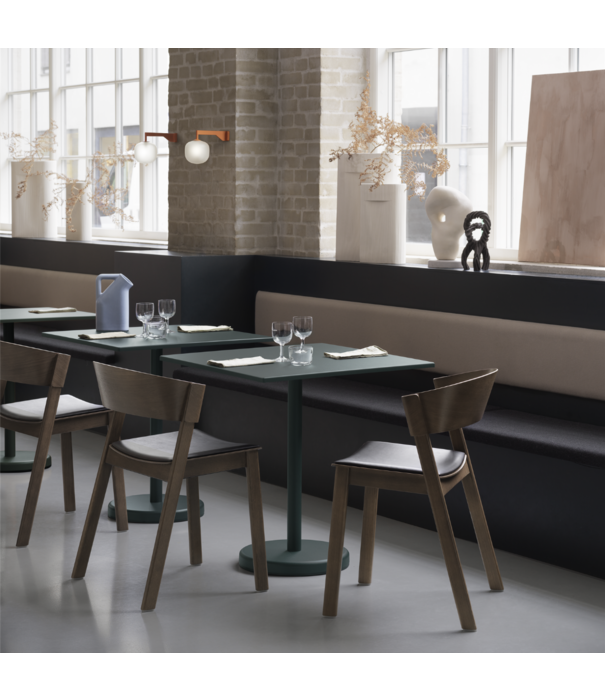 Muuto  Muuto - Linear Steel Café tafel 70 x 70