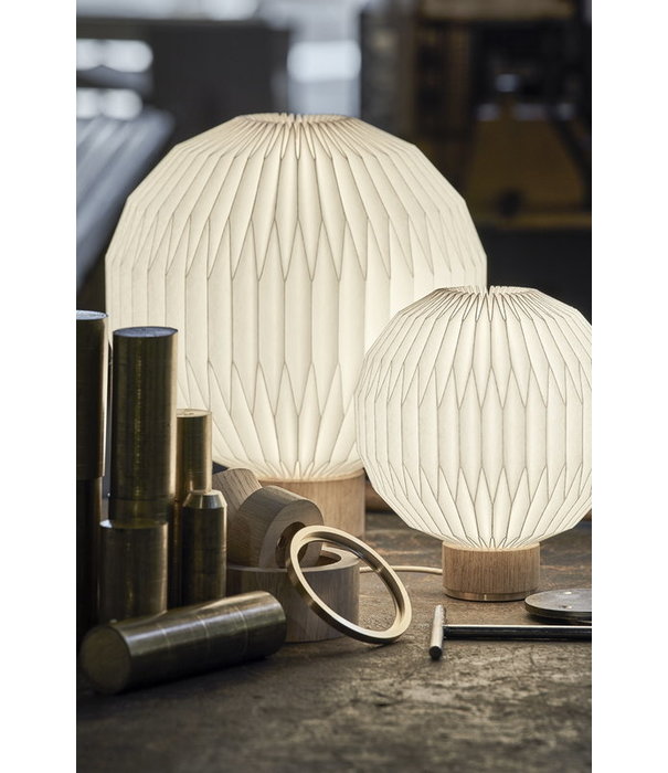 Le klint  Model 375 Table Lamp XS, oak base