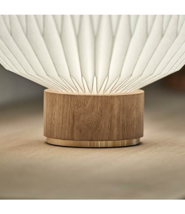 Le klint  Model 375 Table Lamp Small, oak, brass