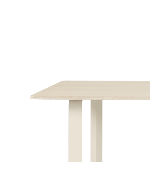 Muuto  70/70 dining table 170 cm.