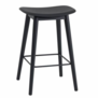 Muuto Fiber Counter Barkruk, houten poten  H65