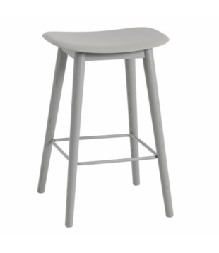 Muuto - Fiber counter stool - wood base H65