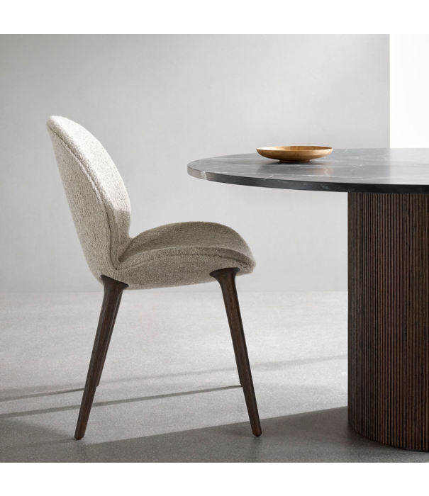 Vipp  Vipp 462 Lodge Stoel donker eiken, Brook beige chestnut