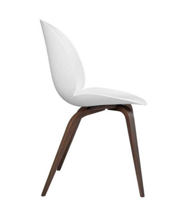 Gubi  Gubi Beetle dining chair recycled plastic, walnut wood base