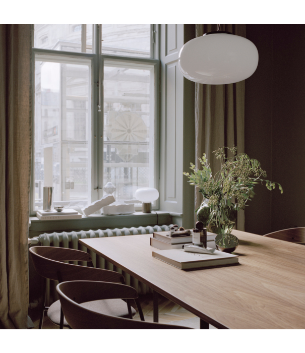 New Works  New Works - Karl-Johan table lamp