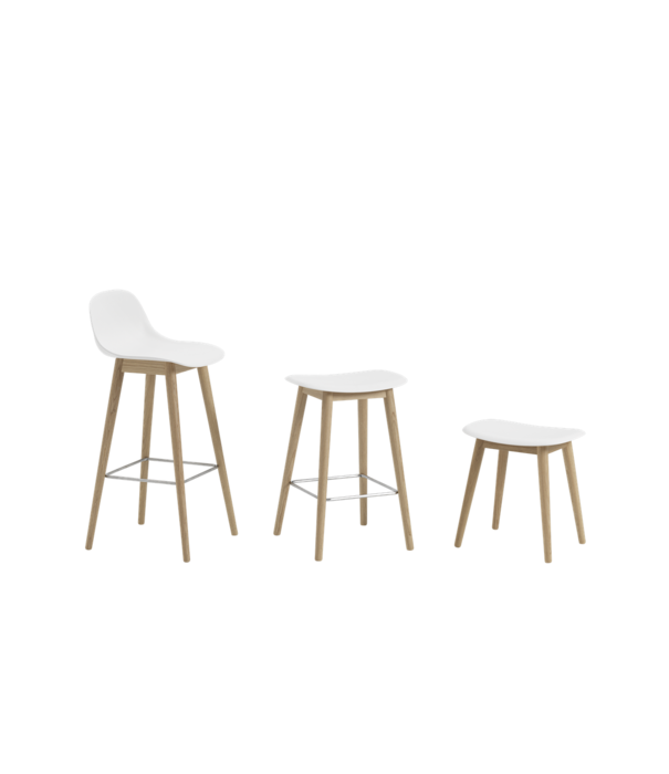 Muuto  Muuto Fiber Stool leather, wood base