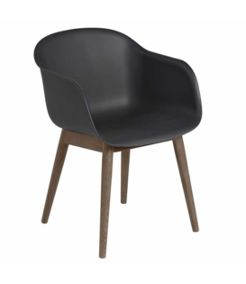 Muuto - Fiber armchair black, base dark brown oak