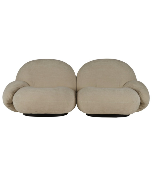 Gubi  Pacha 2-zits Sofa met armleuning, Belsuede 10 sand