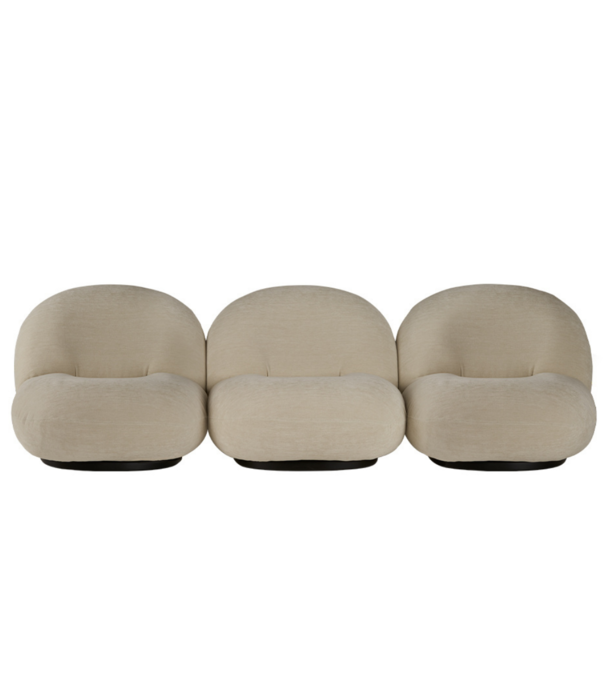 Gubi  Pacha 3-seater Sofa Belsuede 10 sand