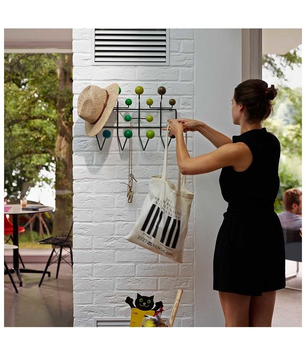 Vitra  Eames Hang It All kapstok walnut natural