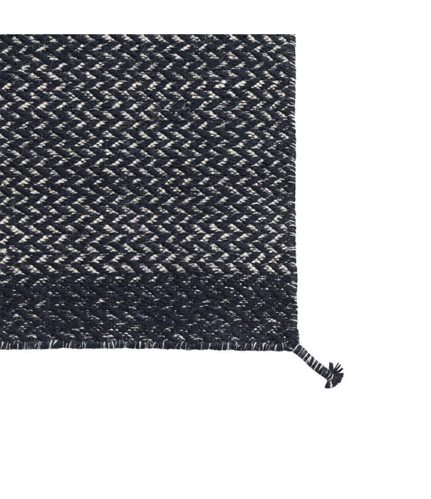 Muuto  Muuto Ply Vloerkleed midnight blue