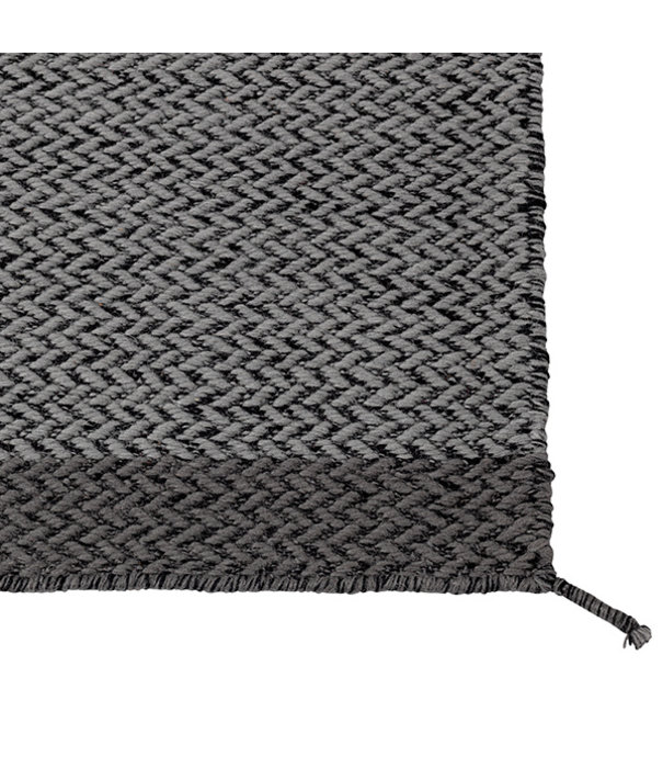 Muuto  Muuto - Ply rug dark grey