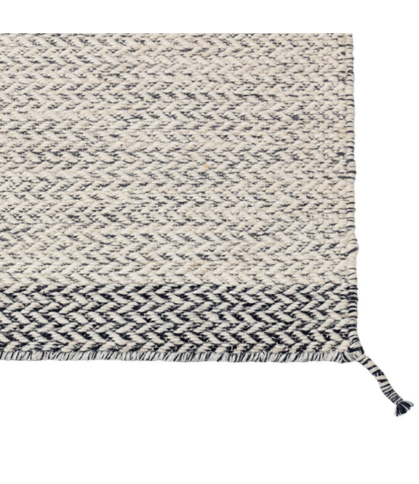 Muuto  Muuto Ply Rug off-white