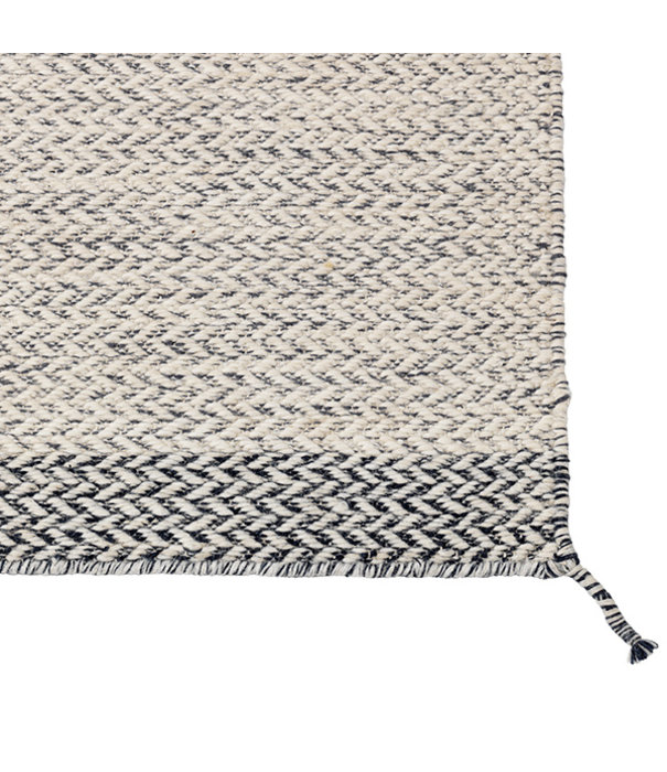 Muuto  Muuto - Ply rug off-white