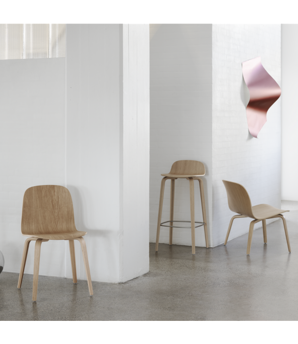 Muuto  Visu Wood Dining Chair midnight blue