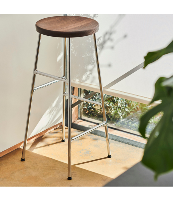 Hay  Hay Cornet Barkruk gerookt eiken, soft black frame