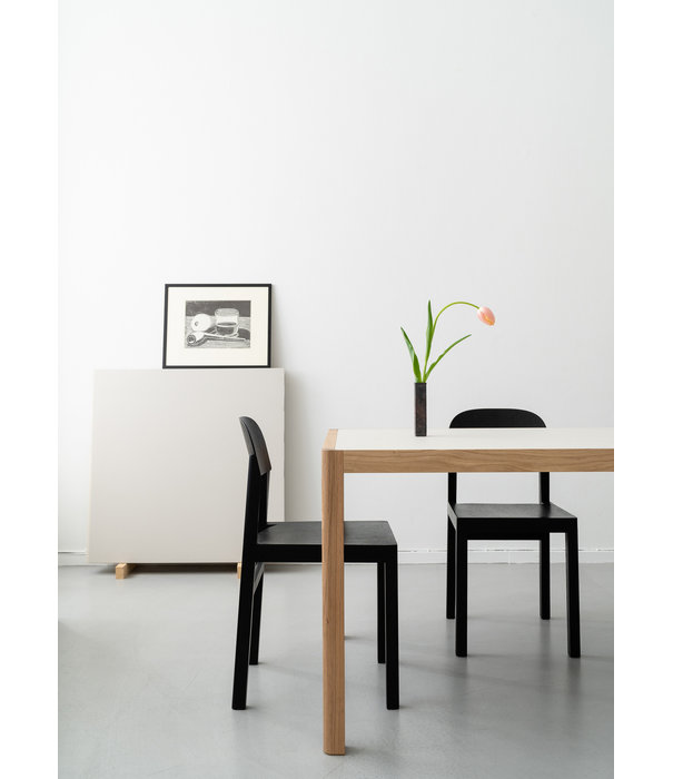 Muuto  Muuto Workshop Table black, black lino 200cm