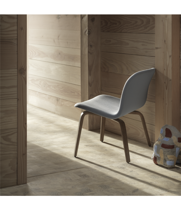 Muuto  Muuto Visu Lounge Stoel Fiord 991, eiken poten