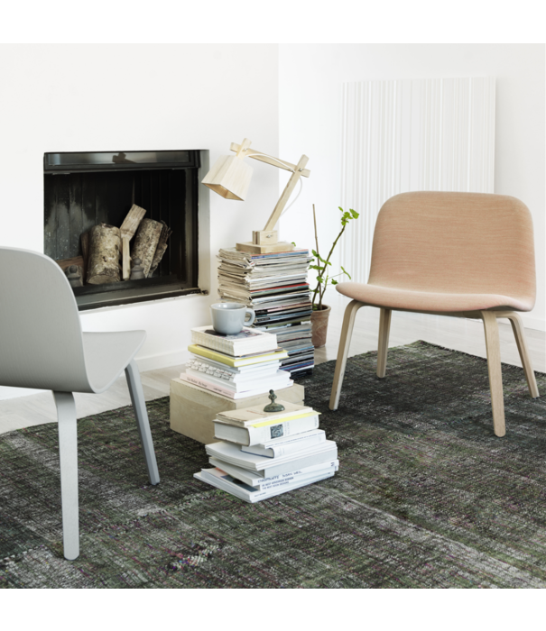 Muuto  Muuto Visu Lounge Stoel Fiord 991, eiken poten